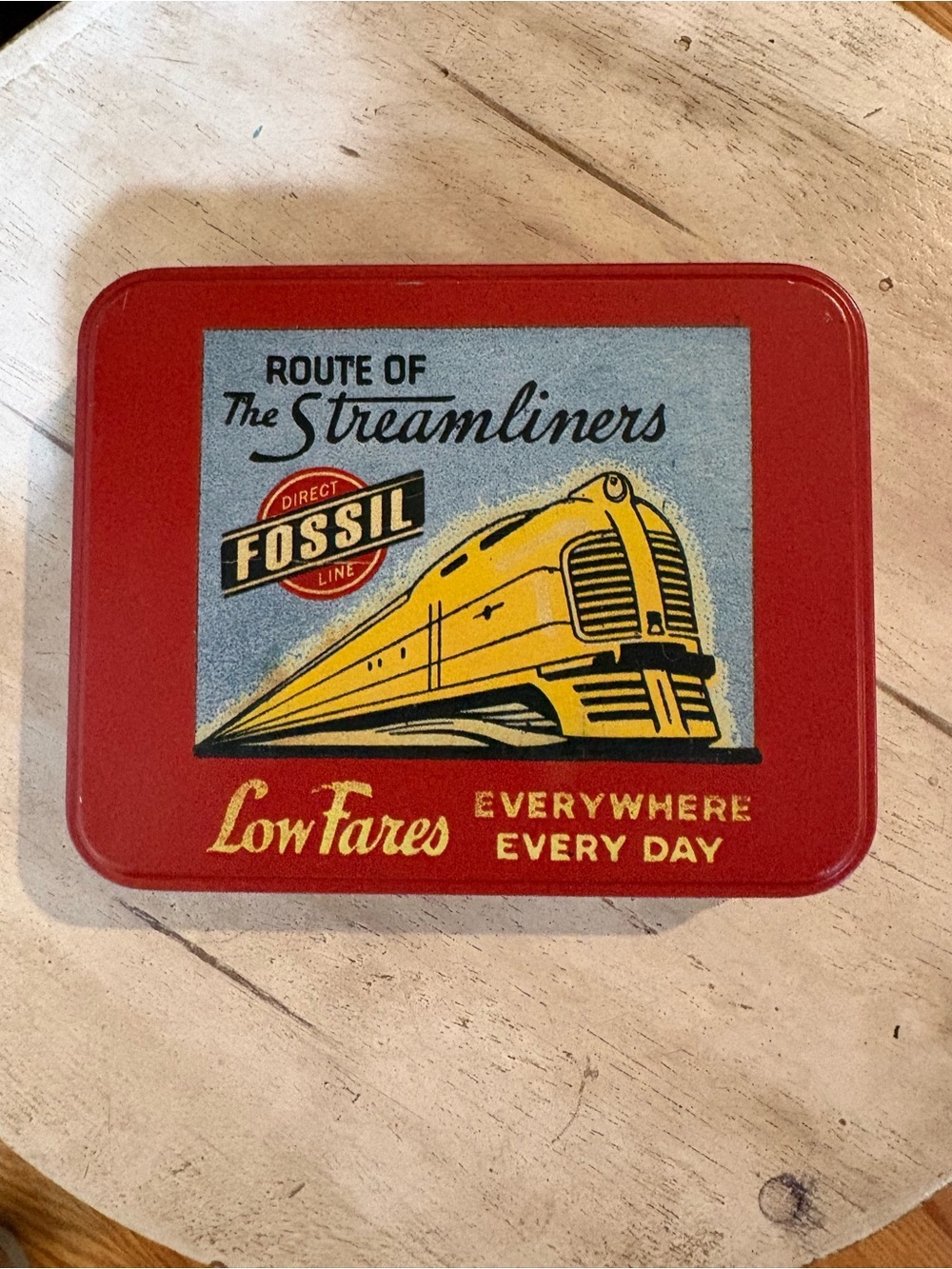 ▪️Vintage FOSSIL Tin